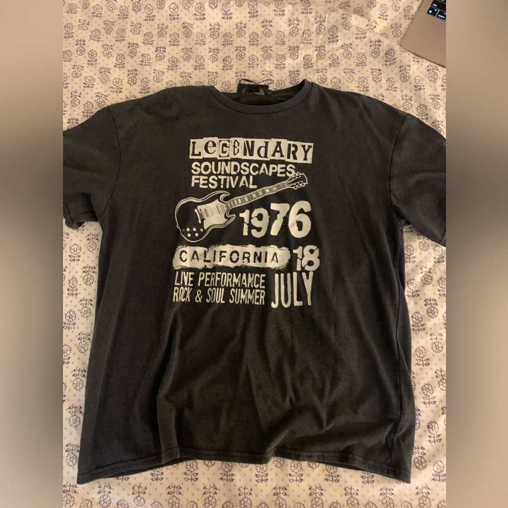 Band tee